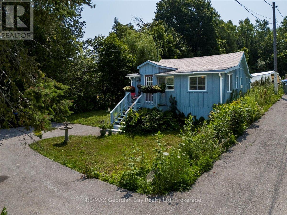 Photo 20 of 21 Grandview Road, Tay ON
