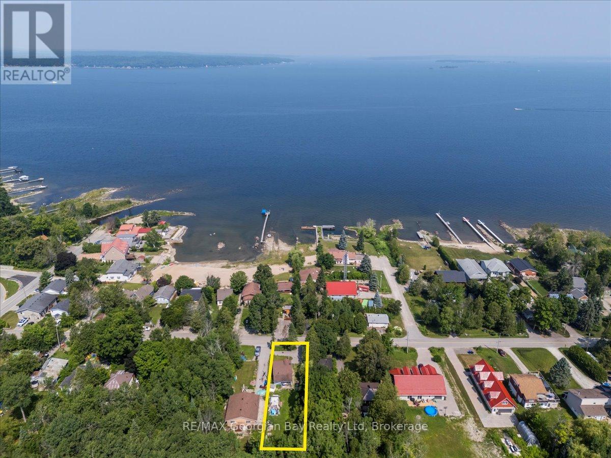 Photo 11 of 21 Grandview Road, Tay ON