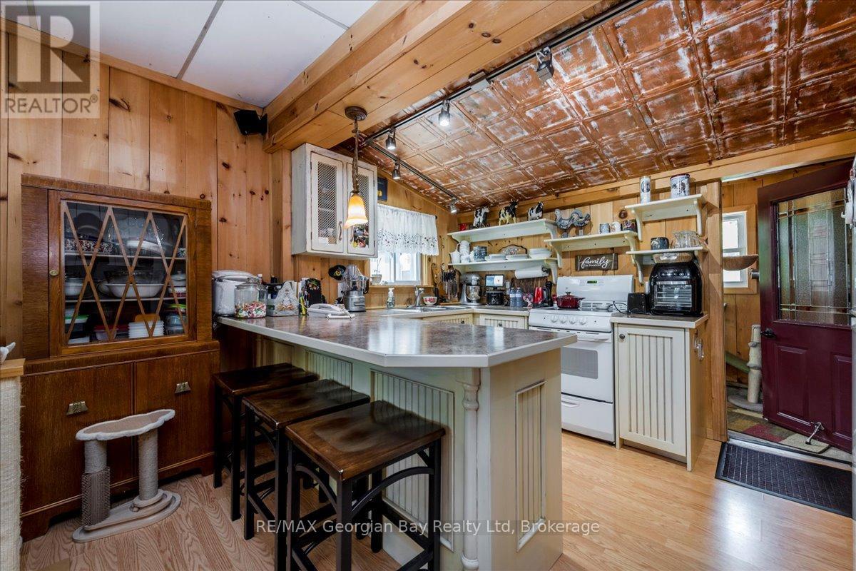 Photo 19 of 21 Grandview Road, Tay ON