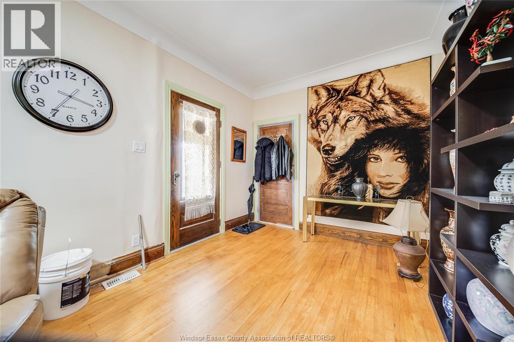 Photo 26 of 792 Pierre, Windsor ON