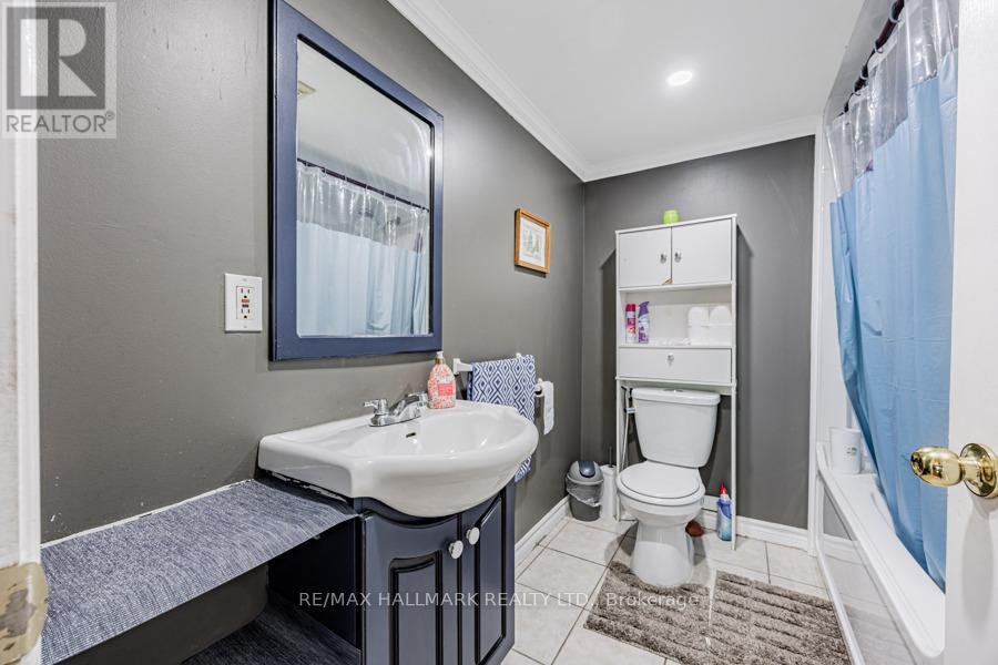 Photo 22 of 1109 Keswick Court, Oshawa ON