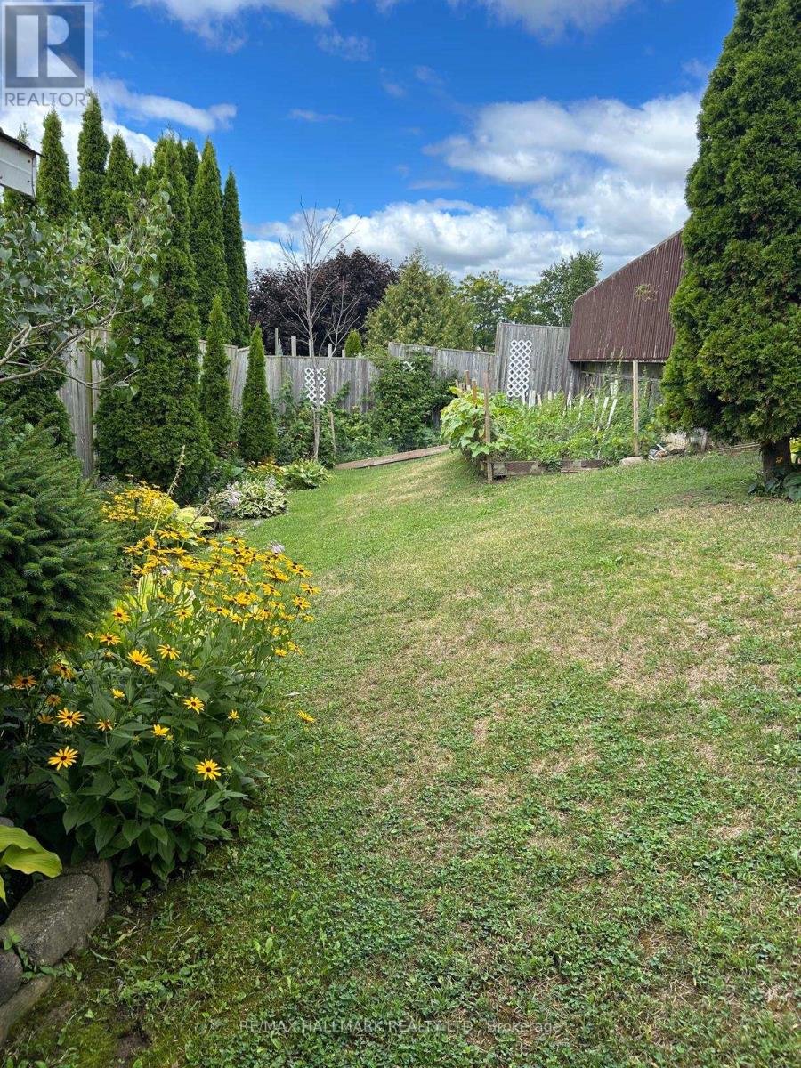 Photo 8 of 1109 Keswick Court, Oshawa ON