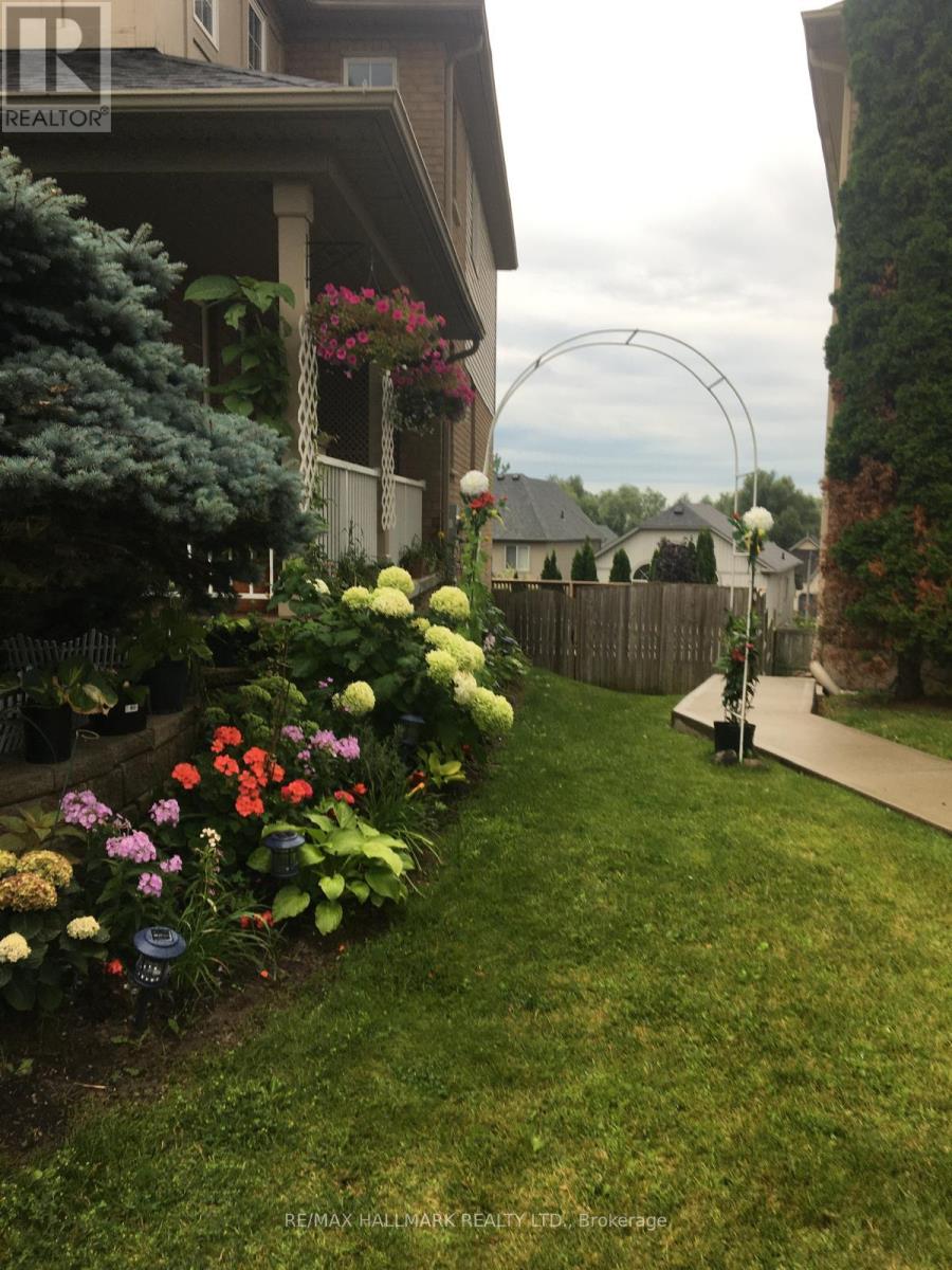 Photo 14 of 1109 Keswick Court, Oshawa ON