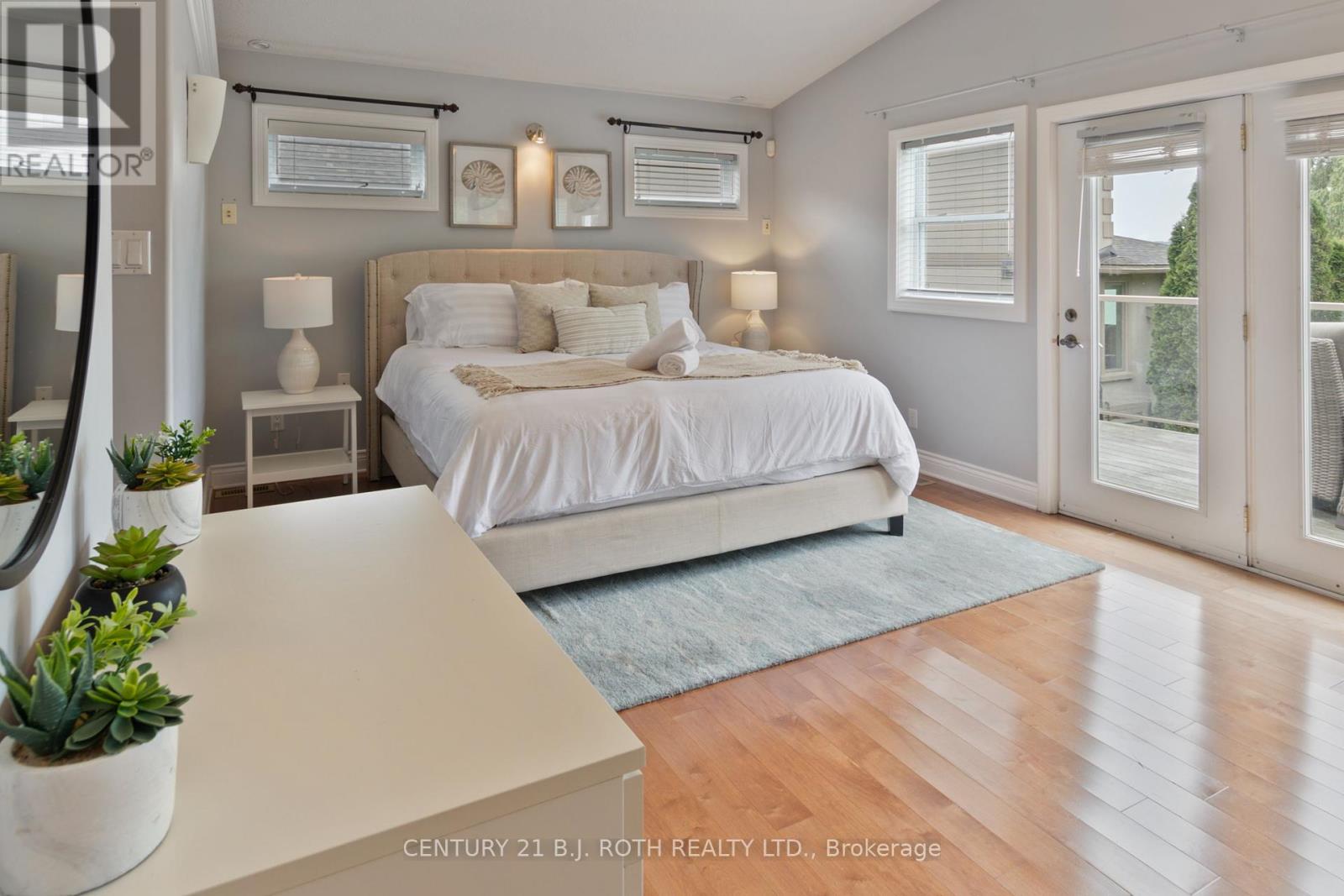 Photo 6 of 58 White Oaks Road, Barrie ON