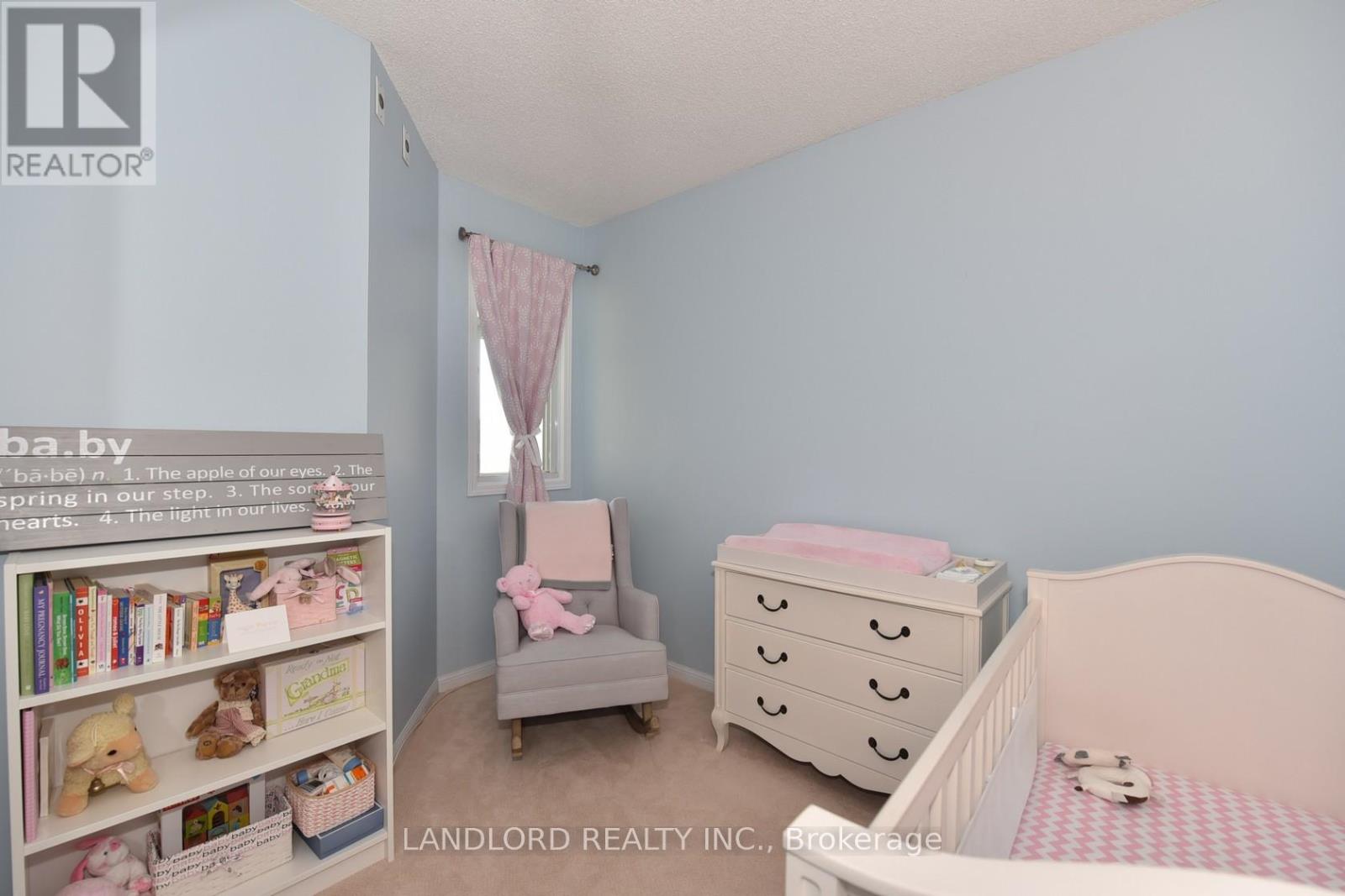 Photo 6 of 657 38 Stadium Road, Toronto ON