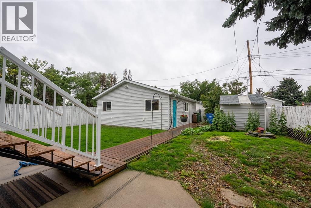 Photo 11 of 5007 43 Avenue, Taber AB