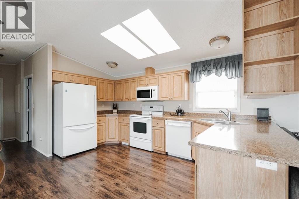 Photo 9 of 125 Cree Place, Fort Mcmurray AB