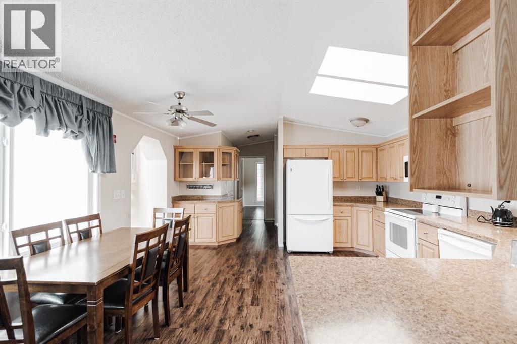 Photo 10 of 125 Cree Place, Fort Mcmurray AB