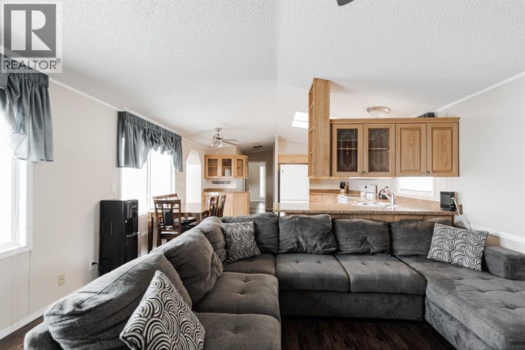 Photo 11 of 125 Cree Place, Fort Mcmurray AB