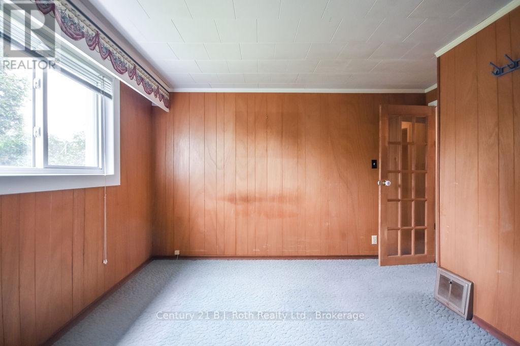 Photo 15 of 377 Barrie Road, Orillia ON