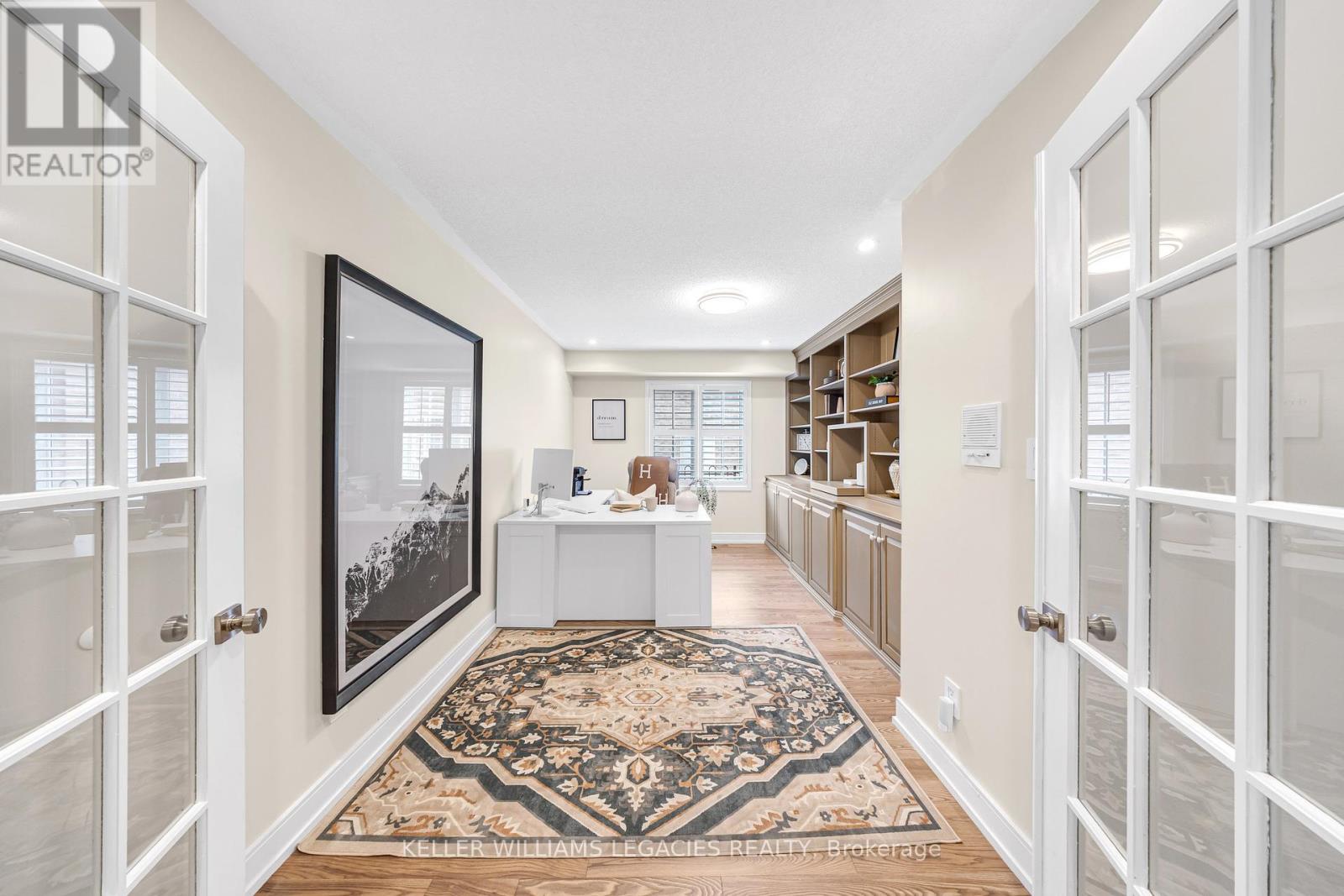 Photo 13 of 43 Allayden Drive, Whitby ON