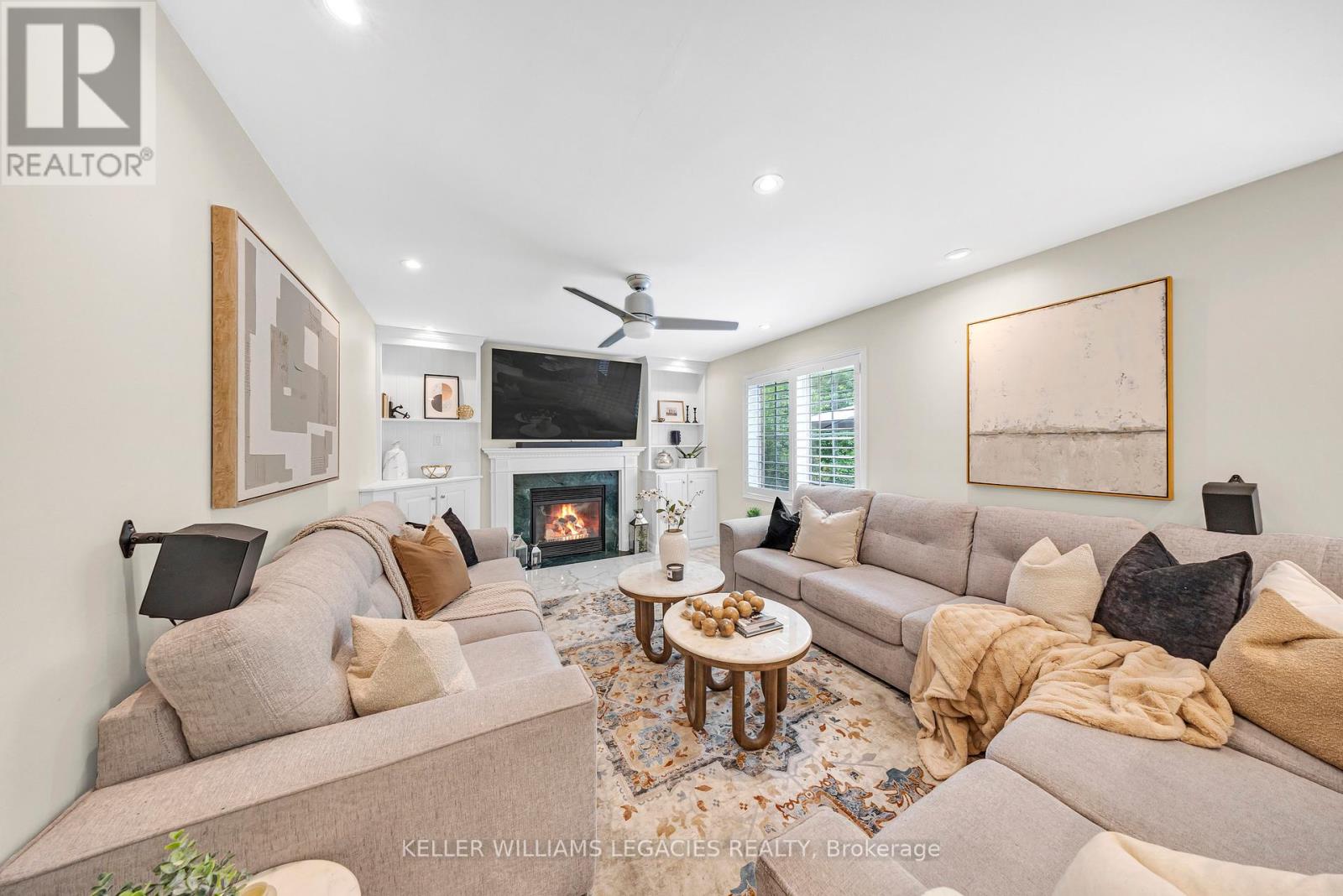 Photo 38 of 43 Allayden Drive, Whitby ON