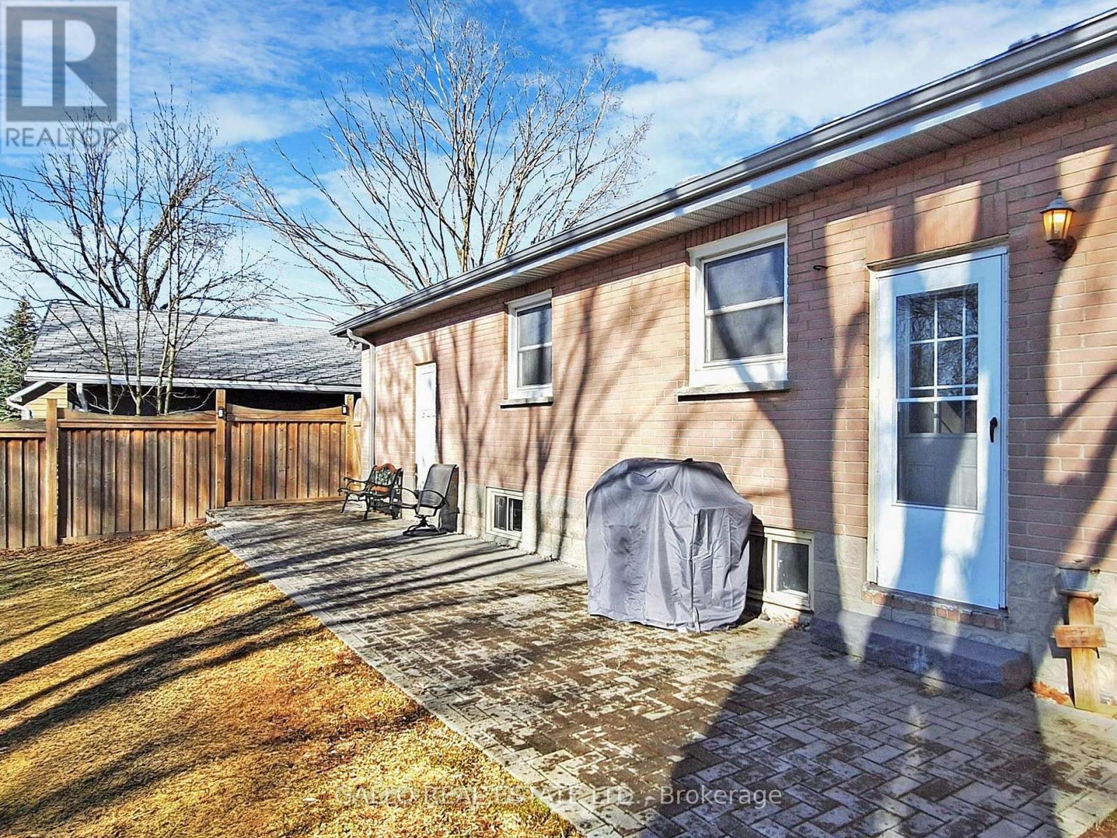 Photo 18 of 170 East Street E, Uxbridge ON