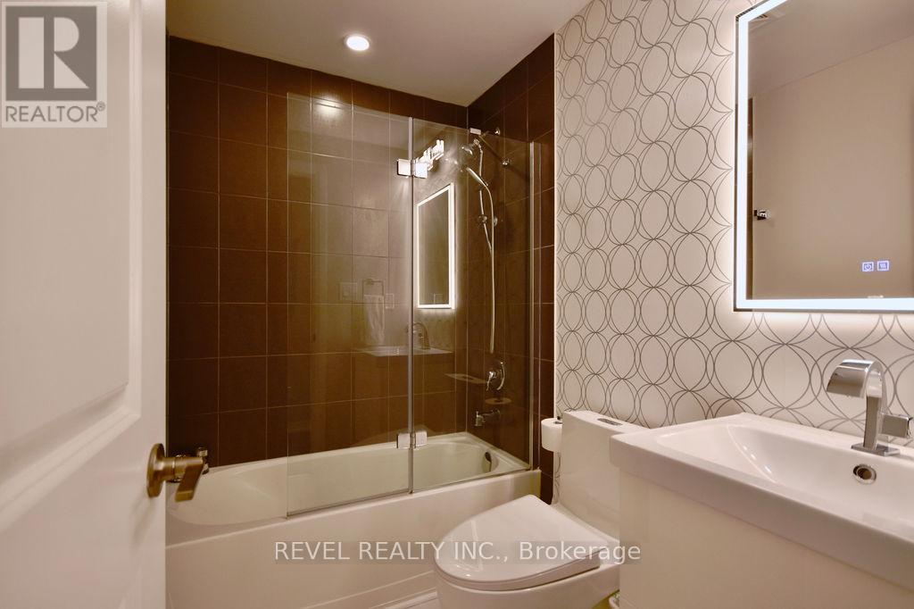Photo 14 of 208 299 Cundles Road E, Barrie ON