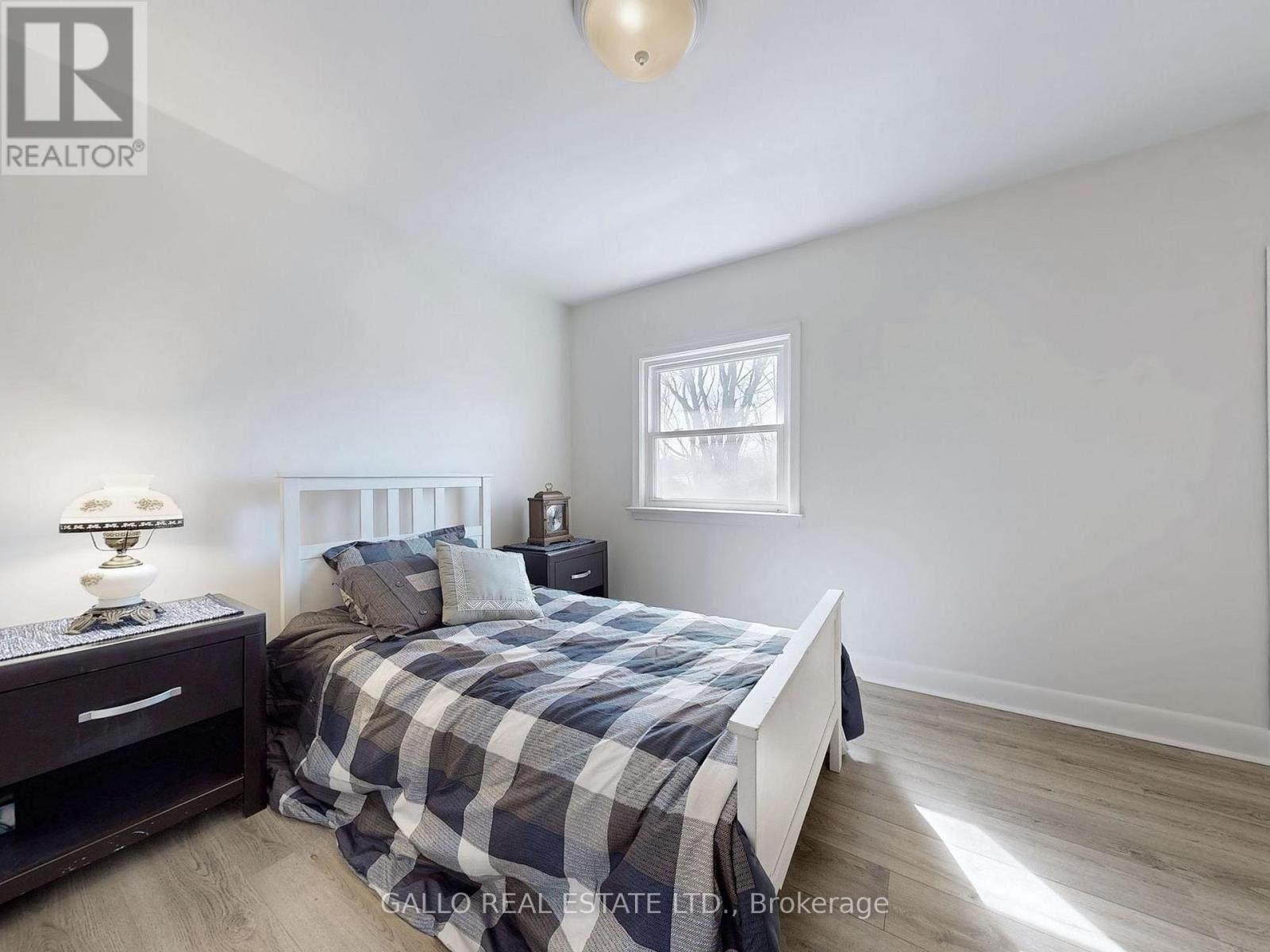 Photo 8 of 170 East Street E, Uxbridge ON