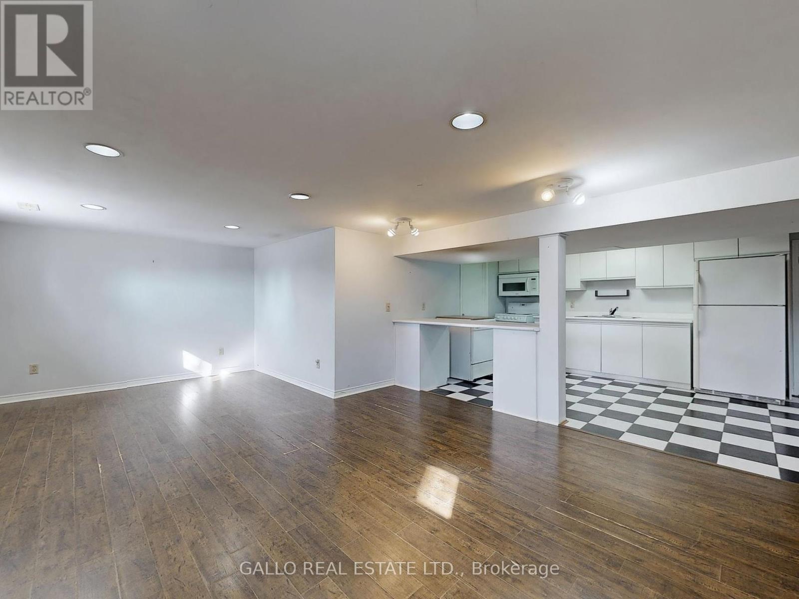 Photo 14 of 170 East Street E, Uxbridge ON