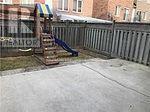 Photo 9 of 33 Caranci Crescent, Brampton ON