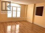 Photo 2 of 33 Caranci Crescent, Brampton ON