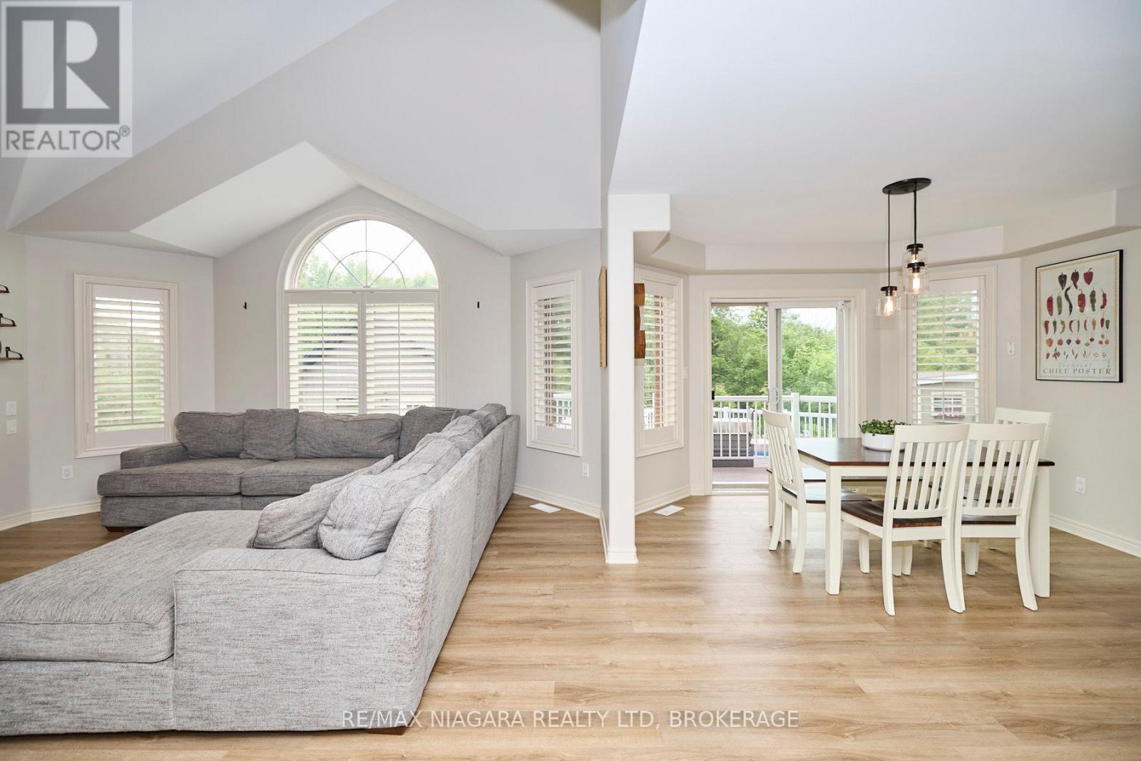 Photo 5 of 507 Carrie Avenue, Fort Erie ON