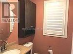Photo 8 of 33 Caranci Crescent, Brampton ON
