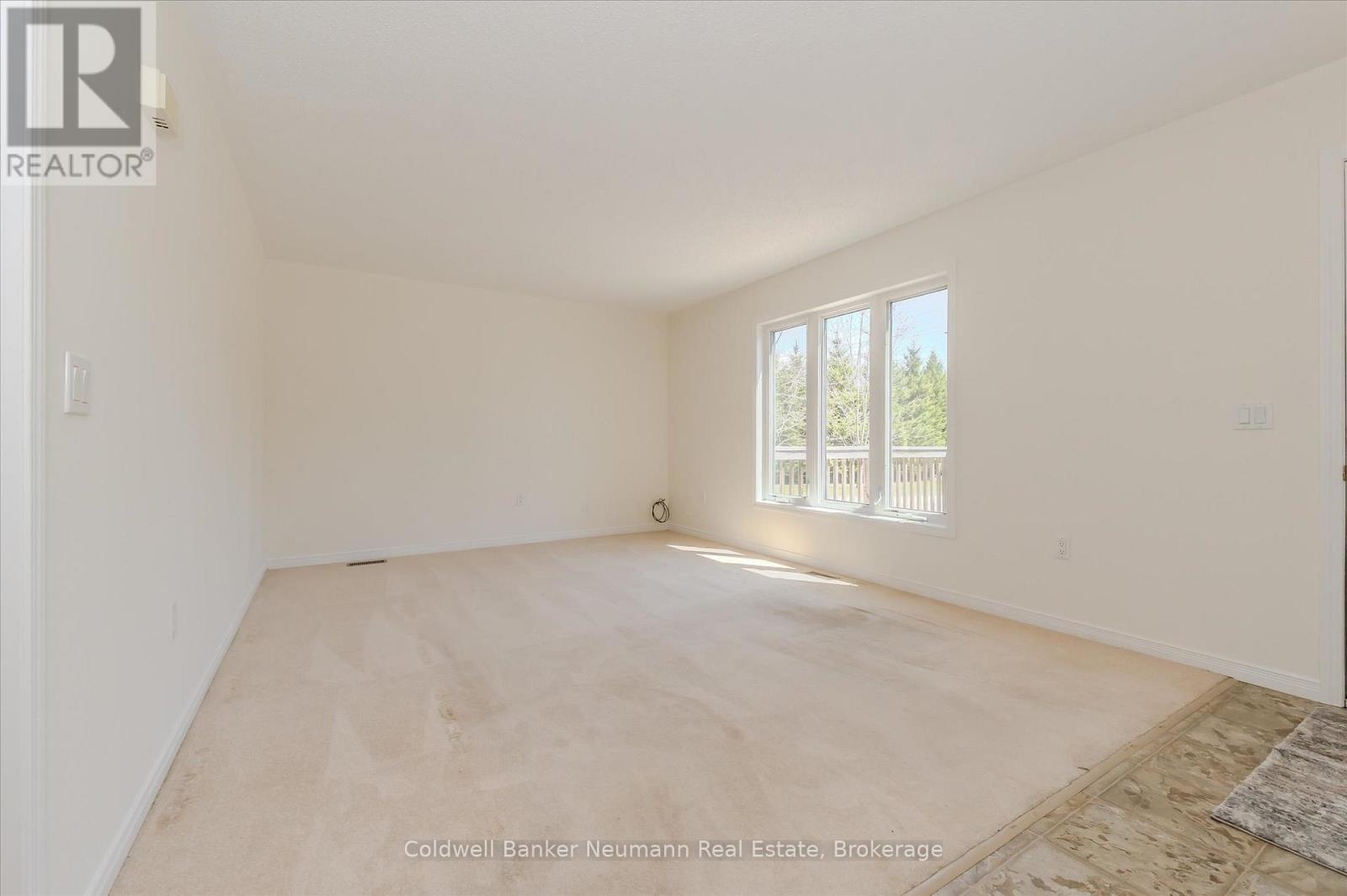 Photo 26 of 2540 Hespeler Road, Cambridge ON