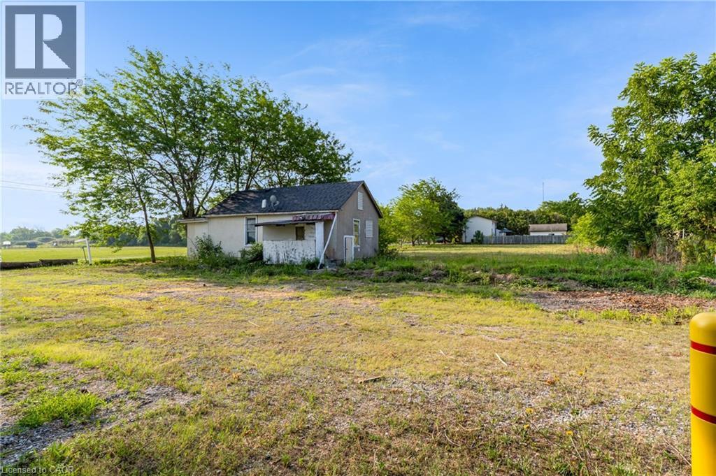 Photo 2 of 4060 Martin Road, Vineland ON