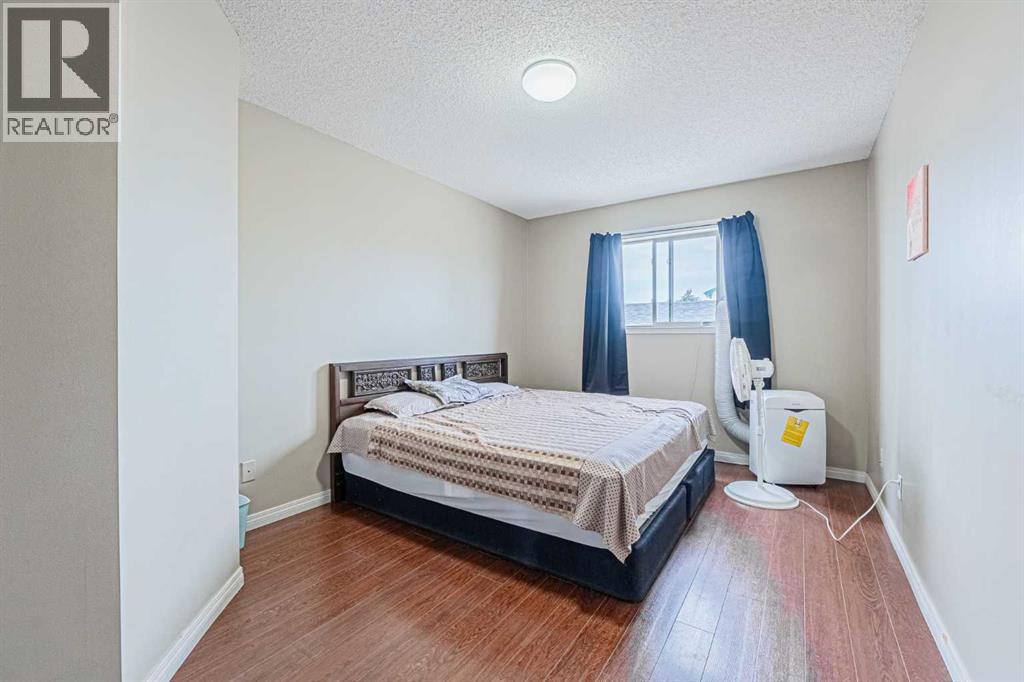 Photo 39 of 96 Appleside Close Se, Calgary AB