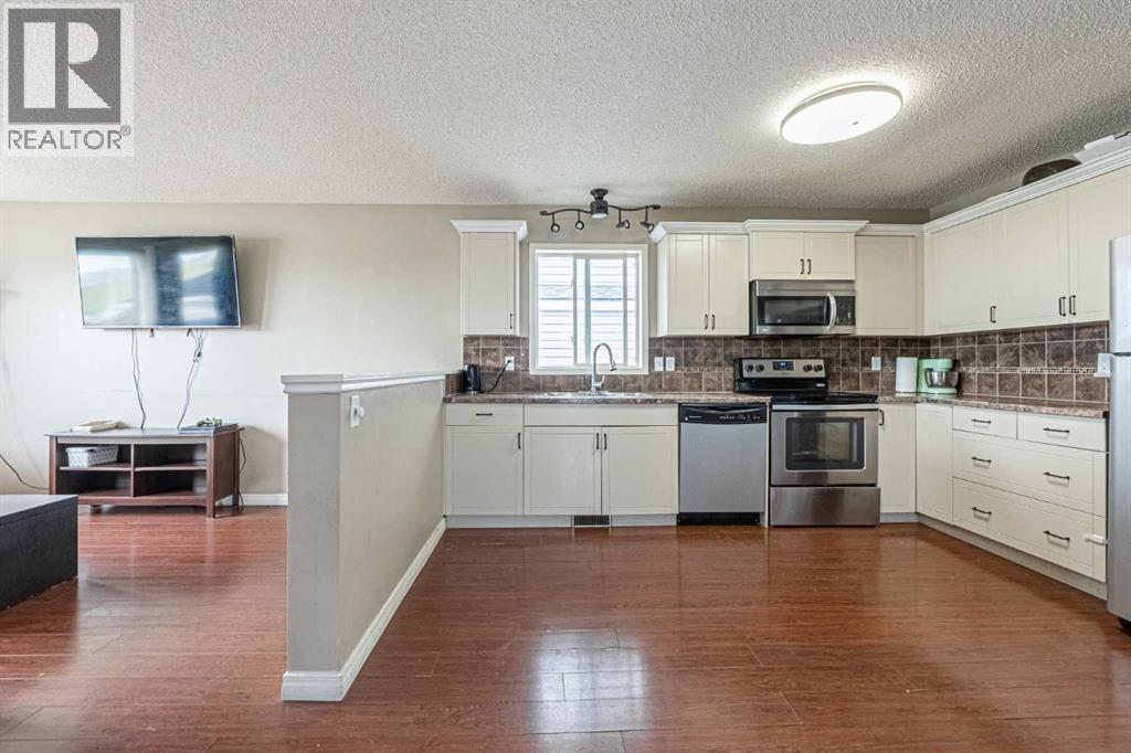Photo 37 of 96 Appleside Close Se, Calgary AB
