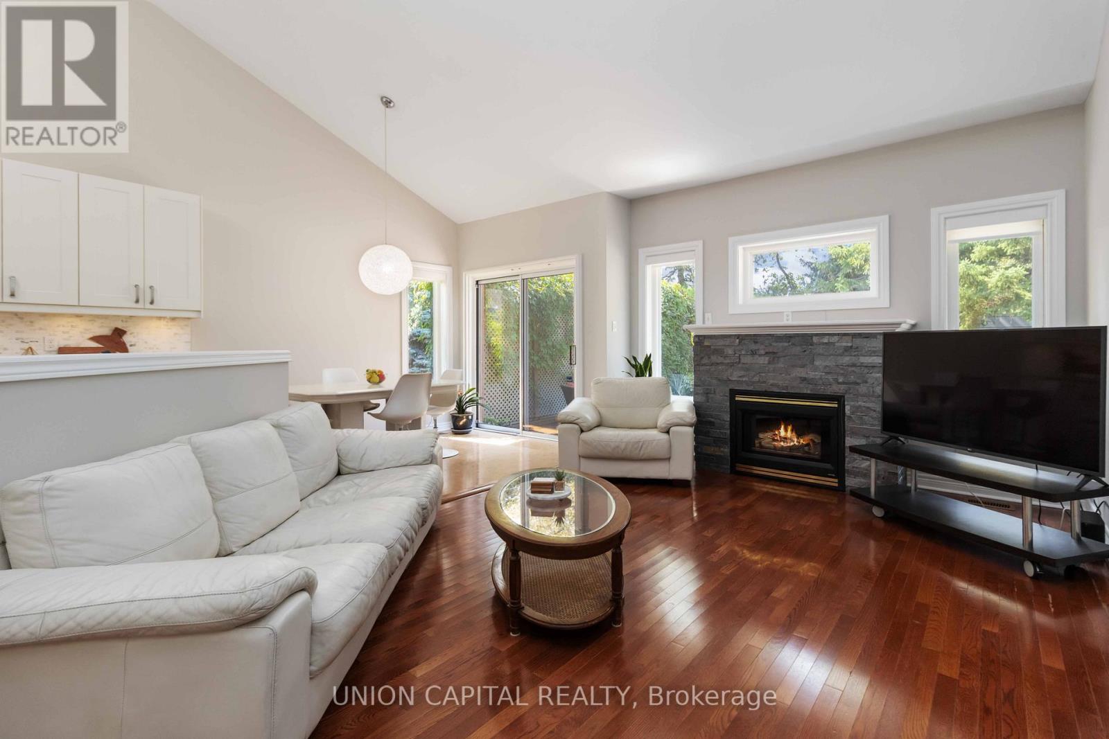 Photo 36 of 2805 Bushland Crescent, Mississauga ON