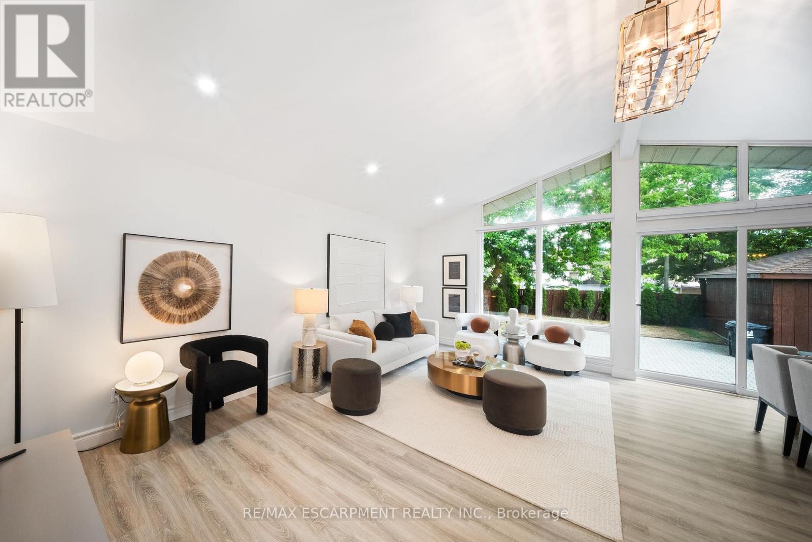 Photo 14 of 665 Kipling Avenue, Toronto ON