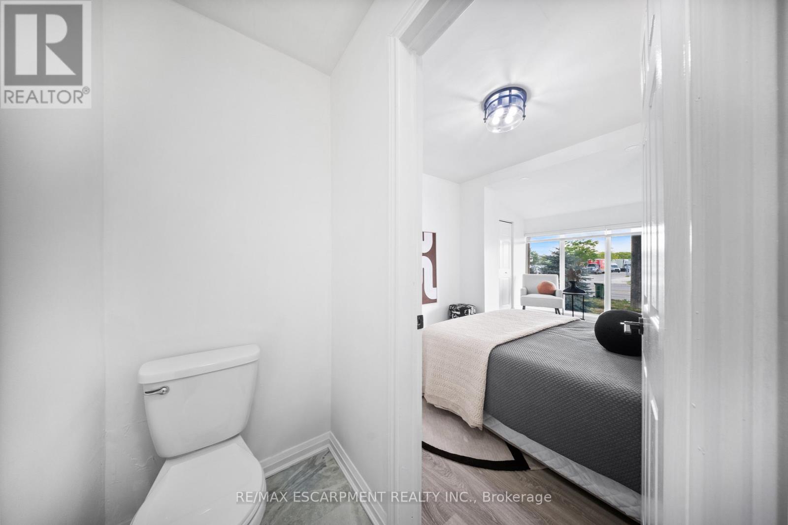 Photo 28 of 665 Kipling Avenue, Toronto ON