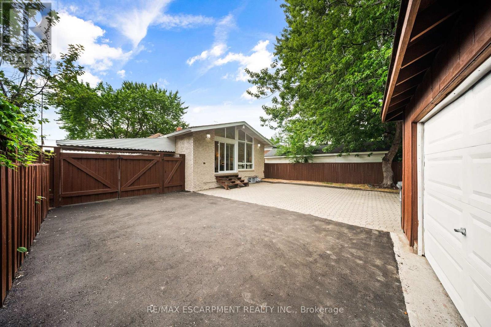 Photo 43 of 665 Kipling Avenue, Toronto ON