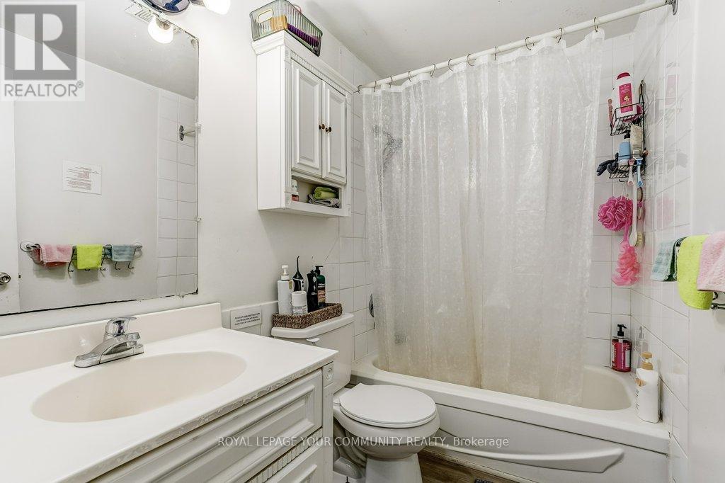 Photo 21 of 2290 Delkus Crescent, Mississauga ON