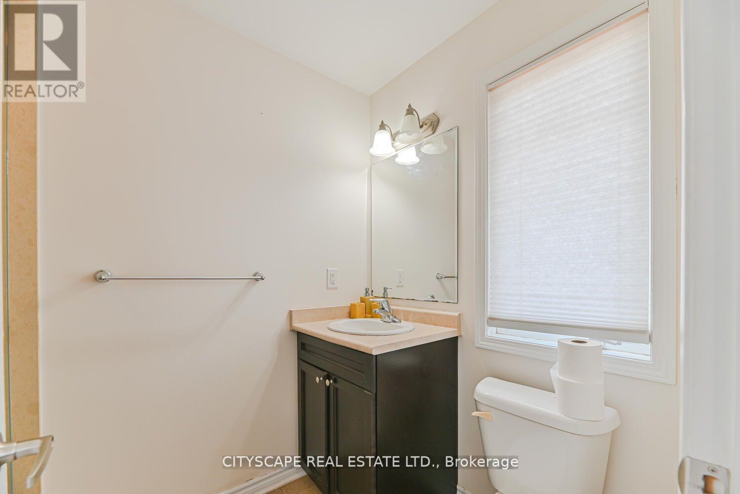 Photo 8 of 553 Pharo Point, Milton ON