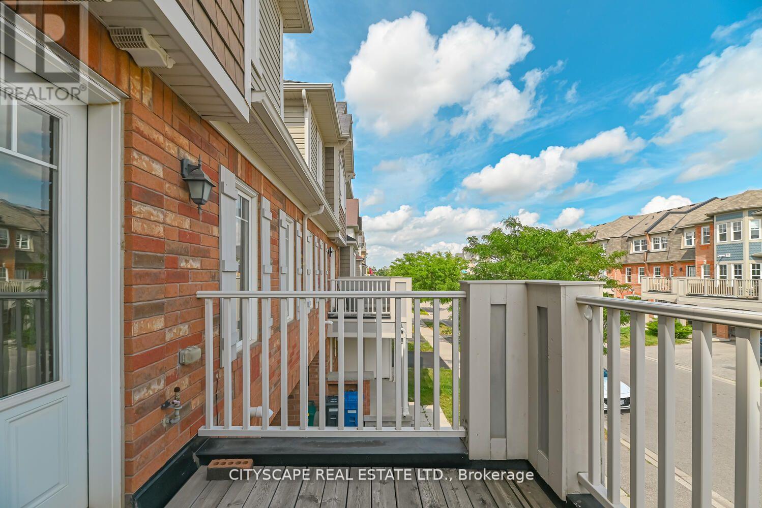 Photo 31 of 553 Pharo Point, Milton ON