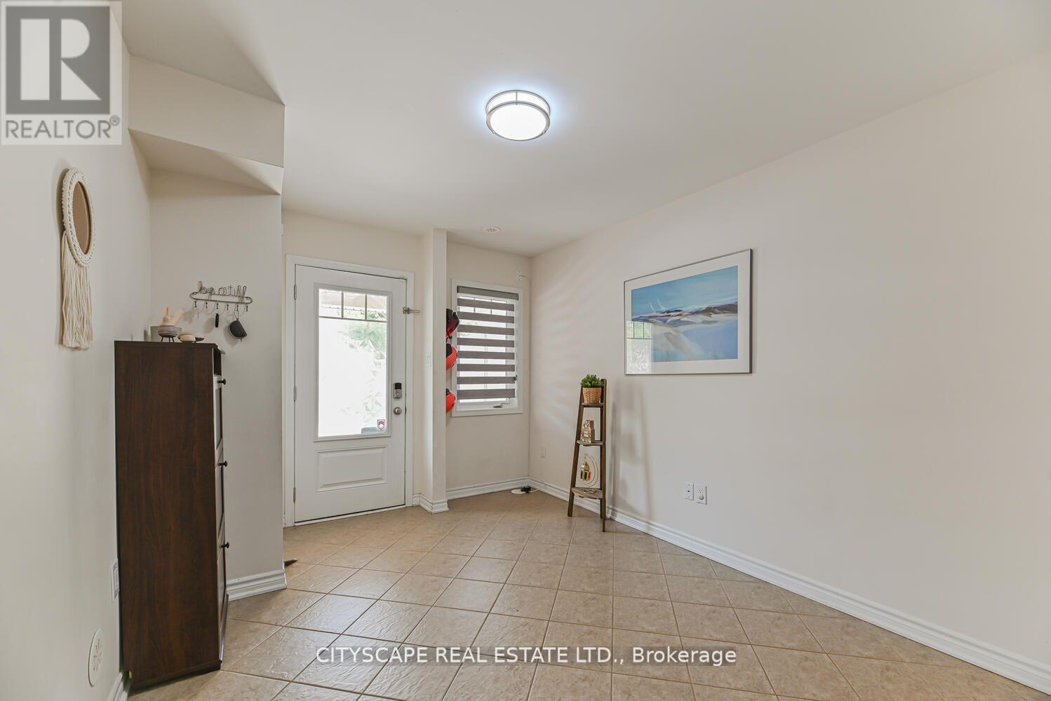 Photo 30 of 553 Pharo Point, Milton ON