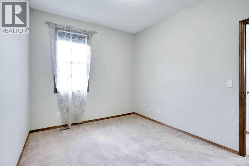 Photo 10 of 117 Walden Square Se, Calgary AB