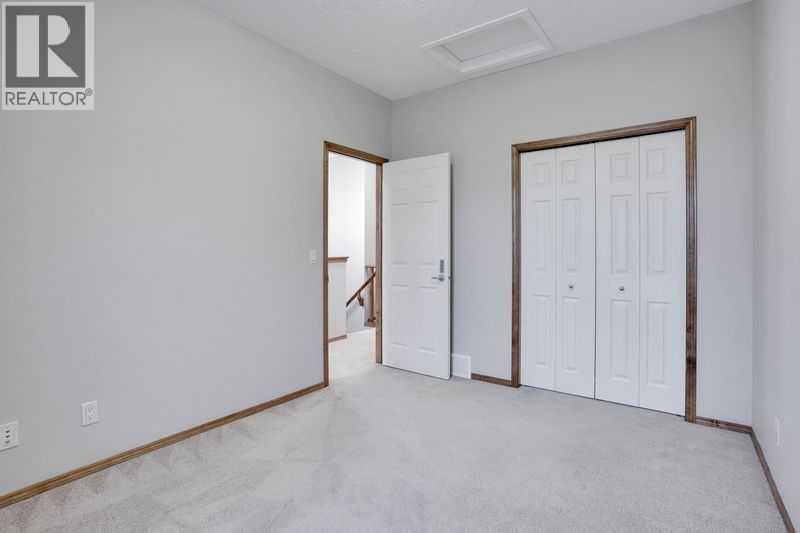 Photo 18 of 117 Walden Square Se, Calgary AB