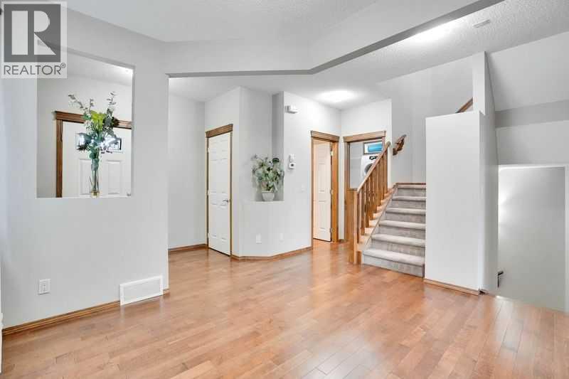 Photo 13 of 117 Walden Square Se, Calgary AB