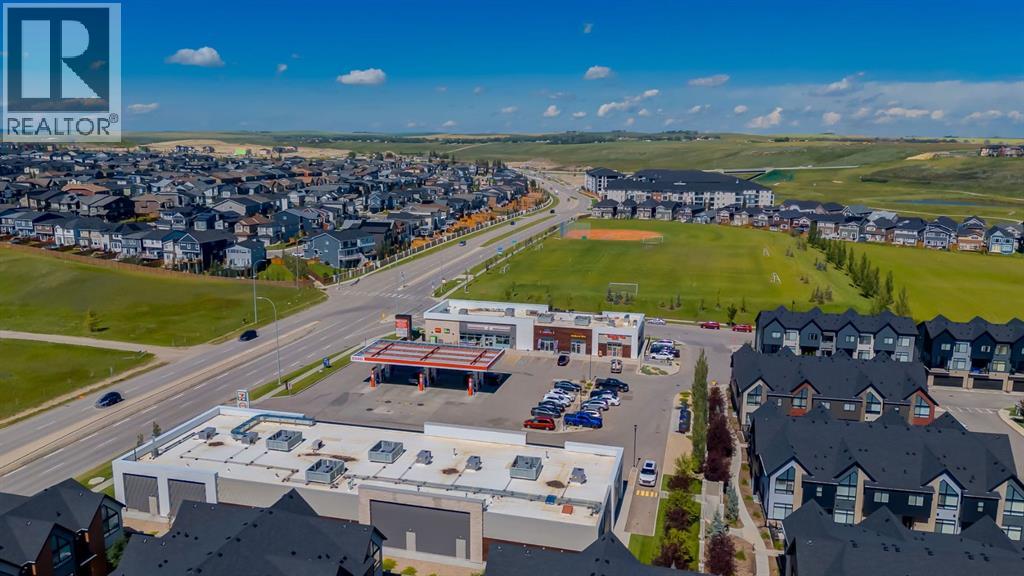 Single Family House for Sale in   Symons Valley Road NW Sage Hill Calgary 