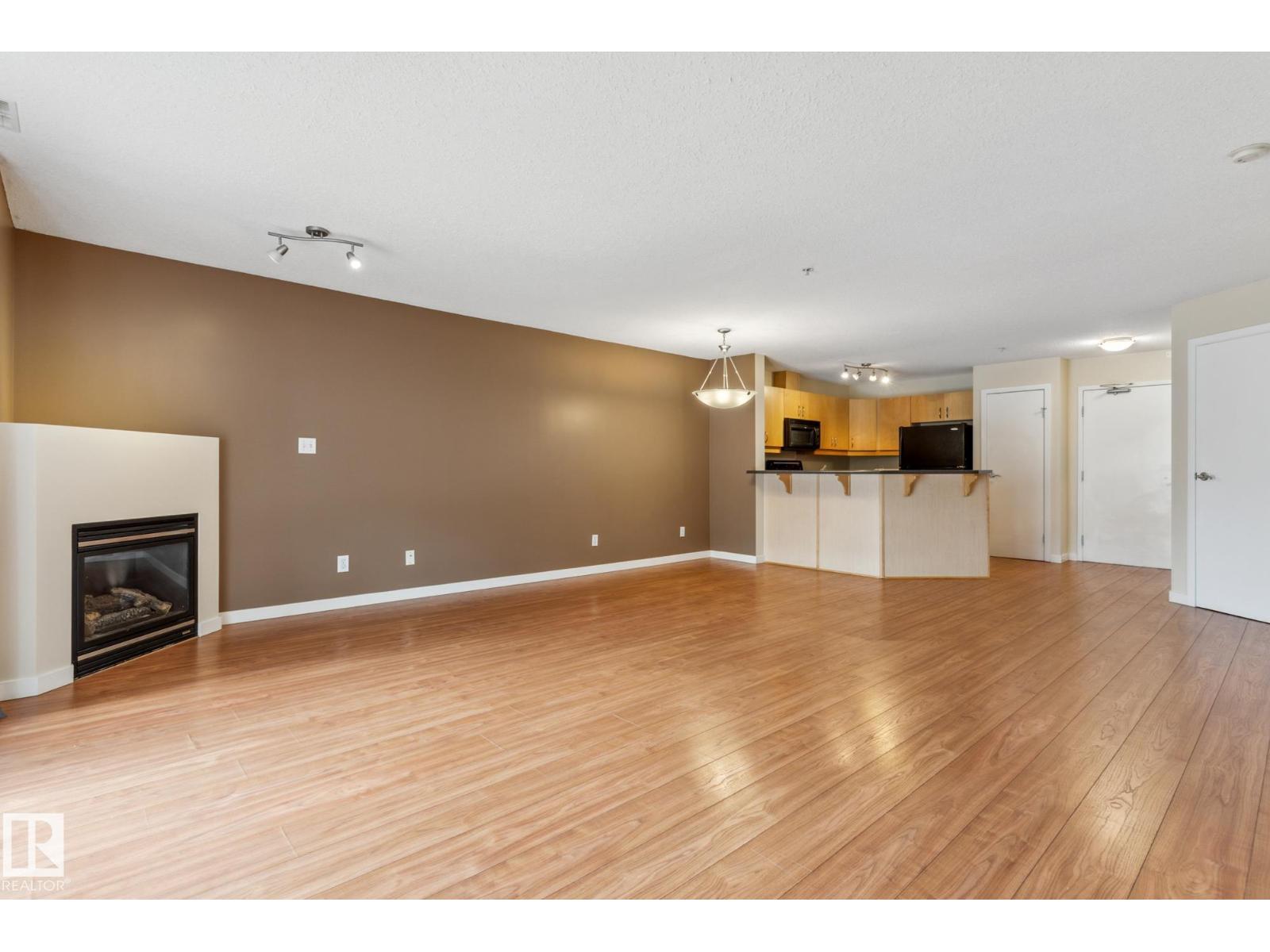 Photo 2 of 223 4312 139 Av Nw, Edmonton AB