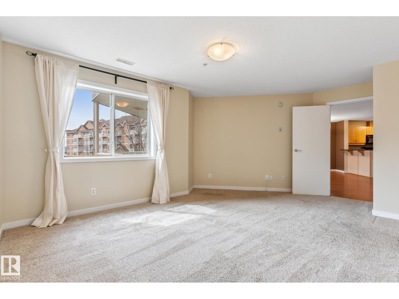 Photo 8 of 223 4312 139 Av Nw, Edmonton AB