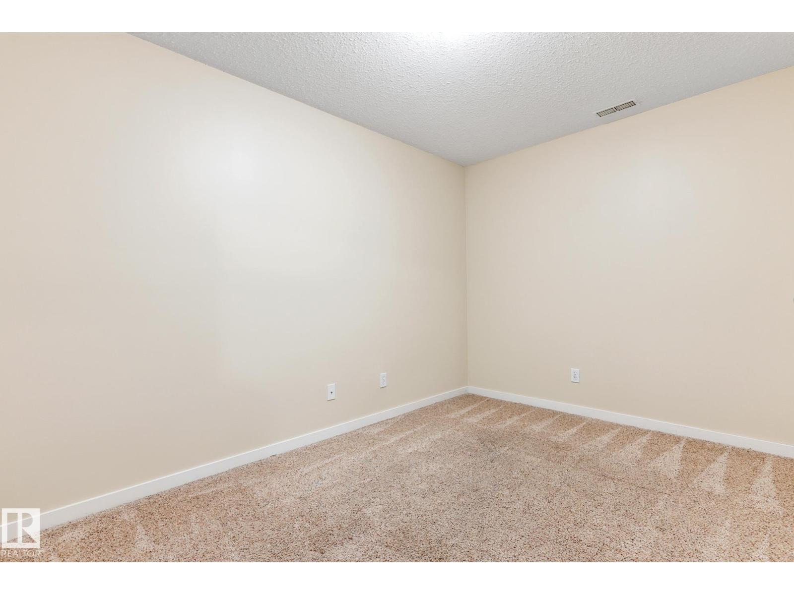 Photo 6 of 223 4312 139 Av Nw, Edmonton AB