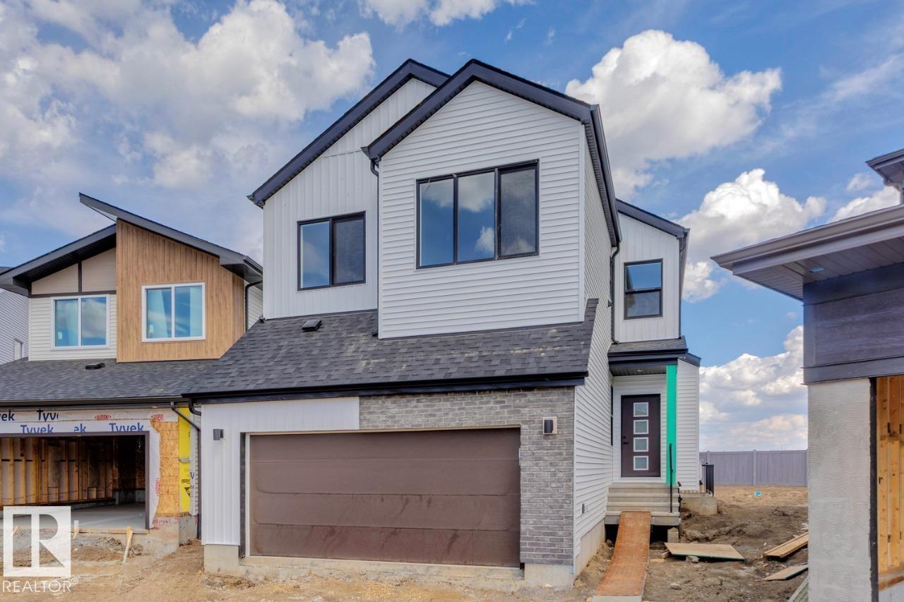 Photo 5 of 19015 20 Av Nw, Edmonton AB