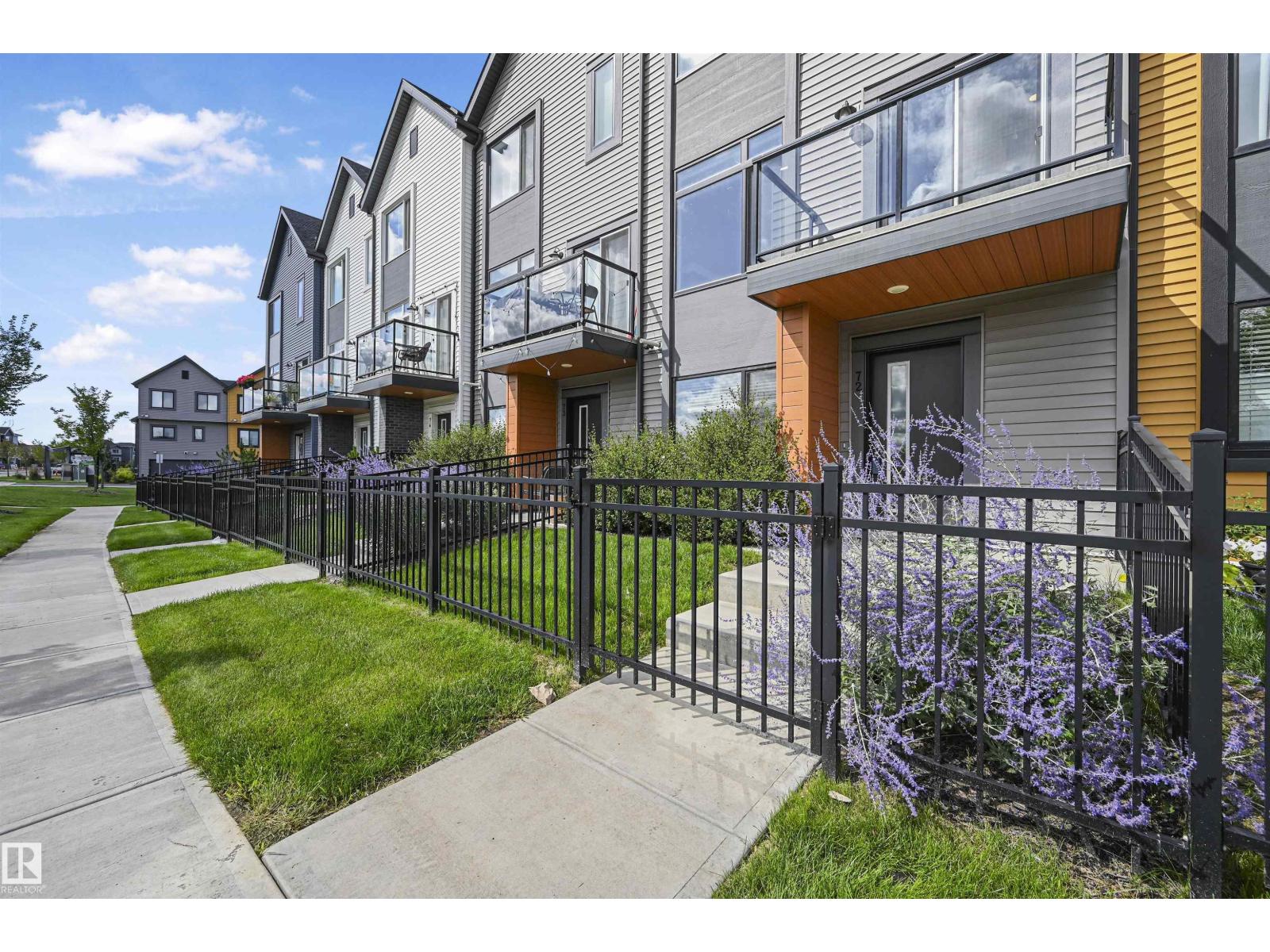 Photo 37 of 72 1010 Rabbit Hill Rd Sw, Edmonton AB