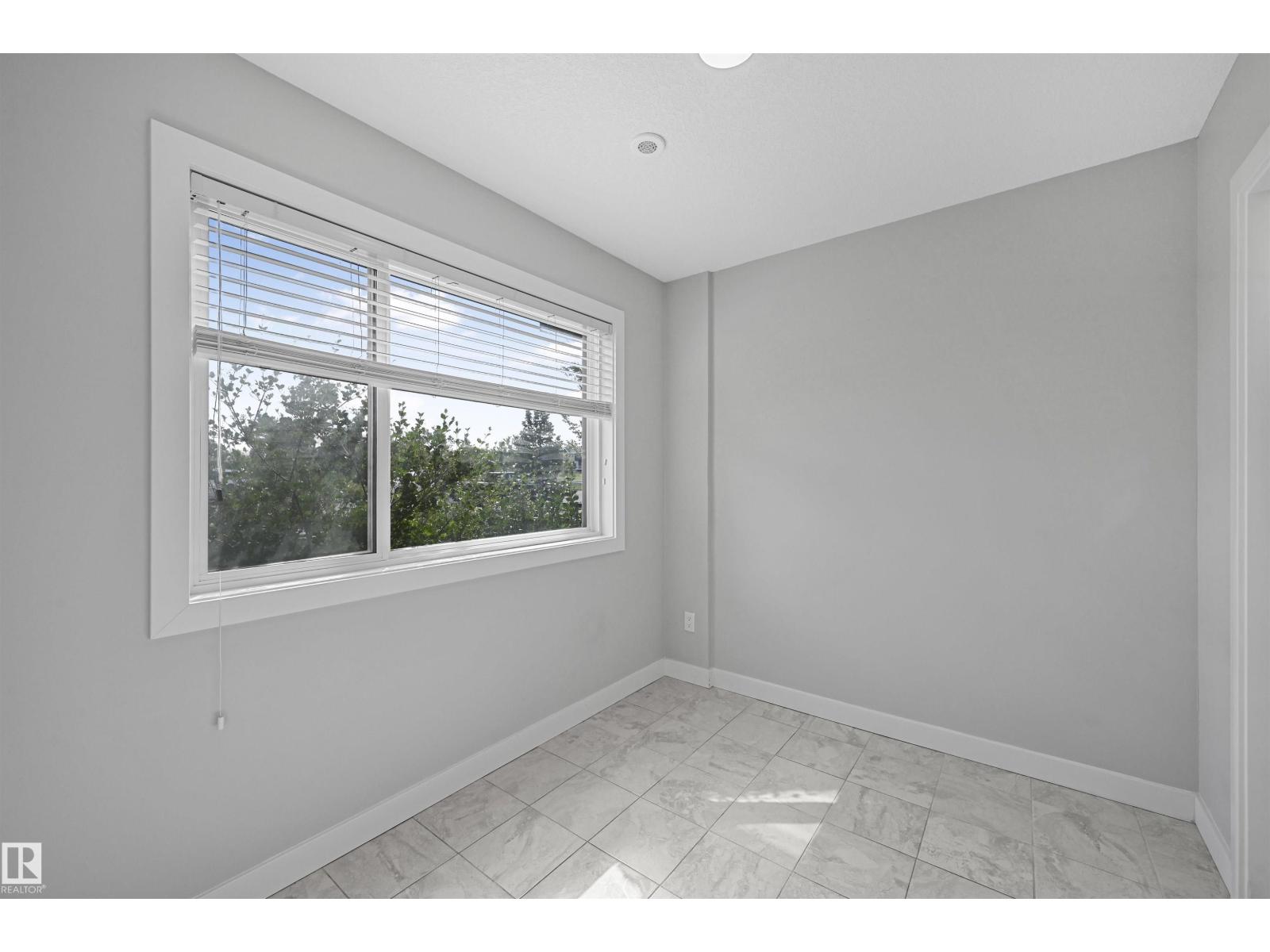 Photo 5 of 72 1010 Rabbit Hill Rd Sw, Edmonton AB