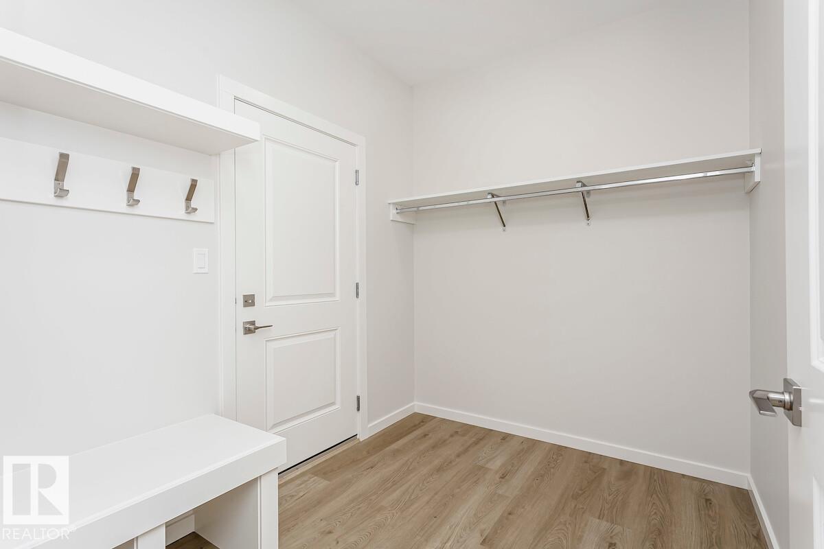 Photo 3 of 2371 Egret Wy Nw Nw, Edmonton AB