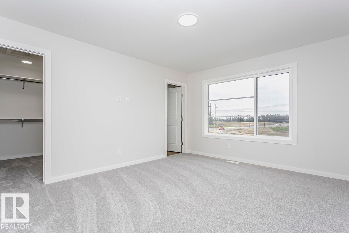 Photo 4 of 2371 Egret Wy Nw Nw, Edmonton AB
