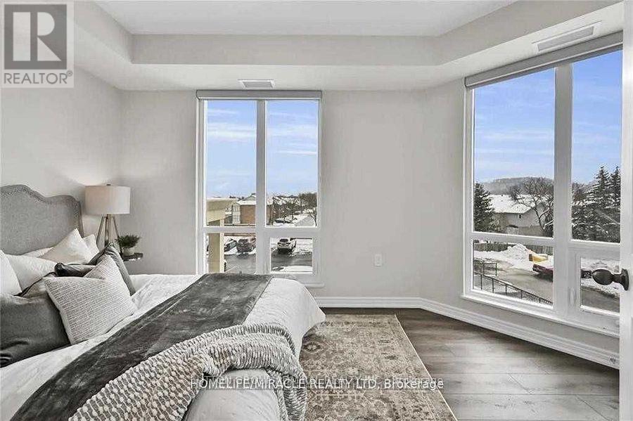 Photo 5 of 213 2750 King Street E, Hamilton ON