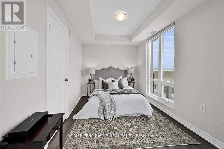 Photo 18 of 213 2750 King Street E, Hamilton ON